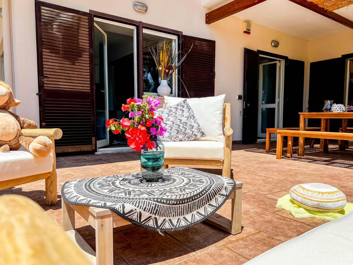 Livingapple Apartment Scauri  Exterior foto