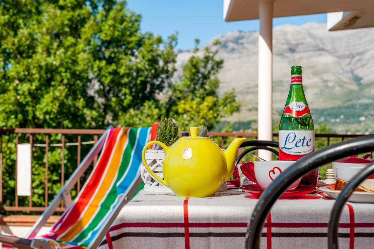 Livingapple Apartment Scauri  Exterior foto